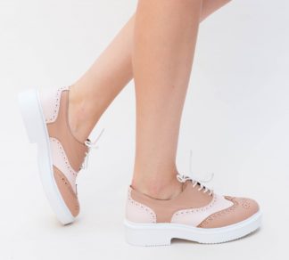 Pantofi oxford nude cu sireturi realizati din piele naturala cu perforatii Wana
