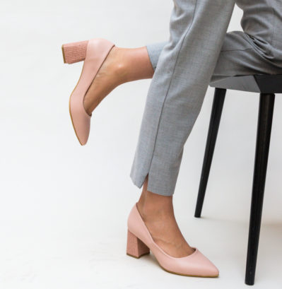 Comanda online Pantofi Samee Roz cu toc eleganti.