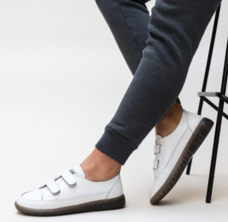 Pantofi sport albi ieftini de primavara din piele naturala cu inchidere cu scai Selex
