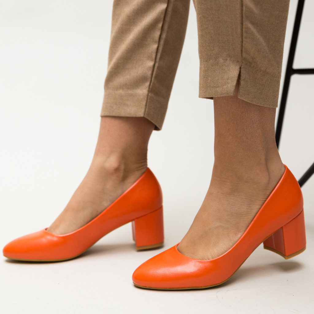 Pantofi foarte comozi portocalii office de ocazie cu toc mic patrat si varf rotund Hummer