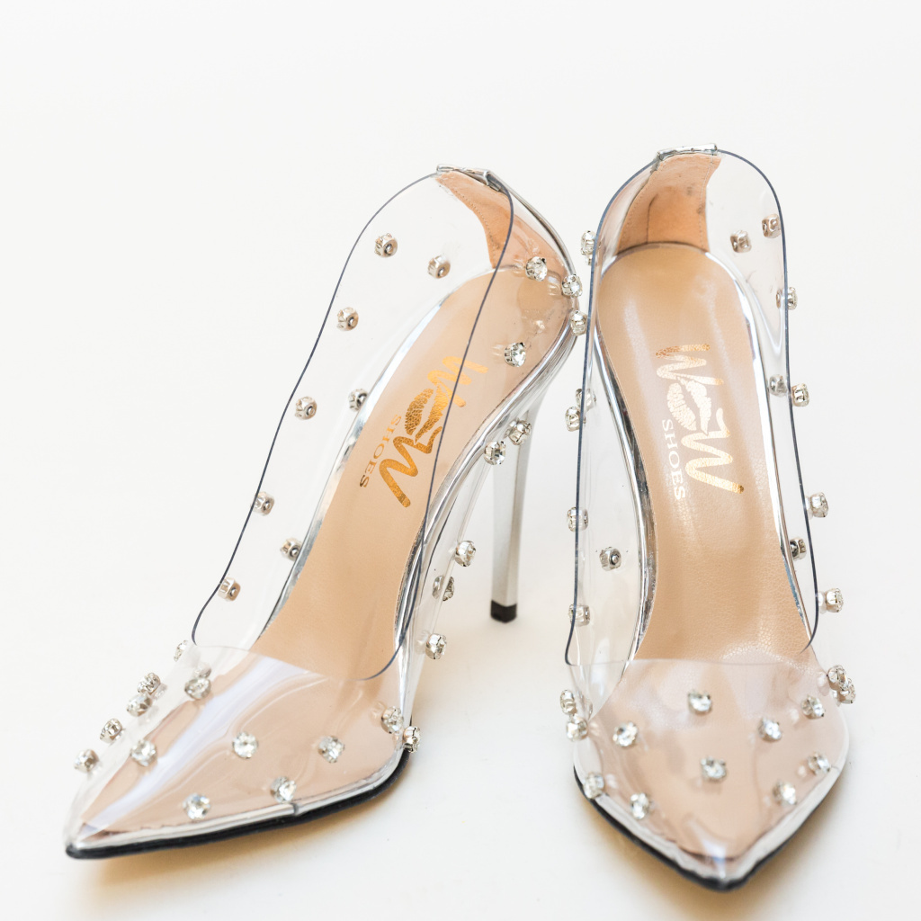 Pantofi de seara stiletto argintii transparenti cu imitatie de pietre pretioase Sabin