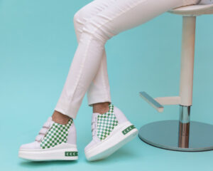 Pantofi de vara gama Sport Iban verzi cu platforma medie si incheiere cu scai
